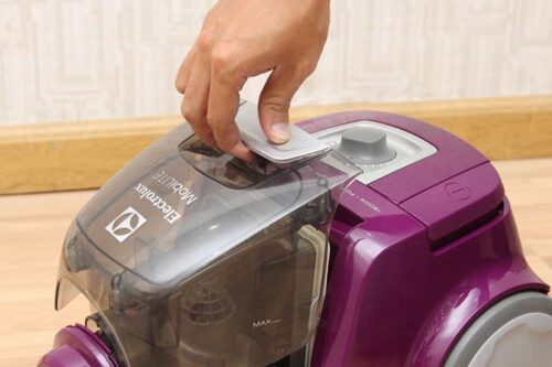 Máy hút bụi Electrolux ZLUX1811 - Ảnh 4