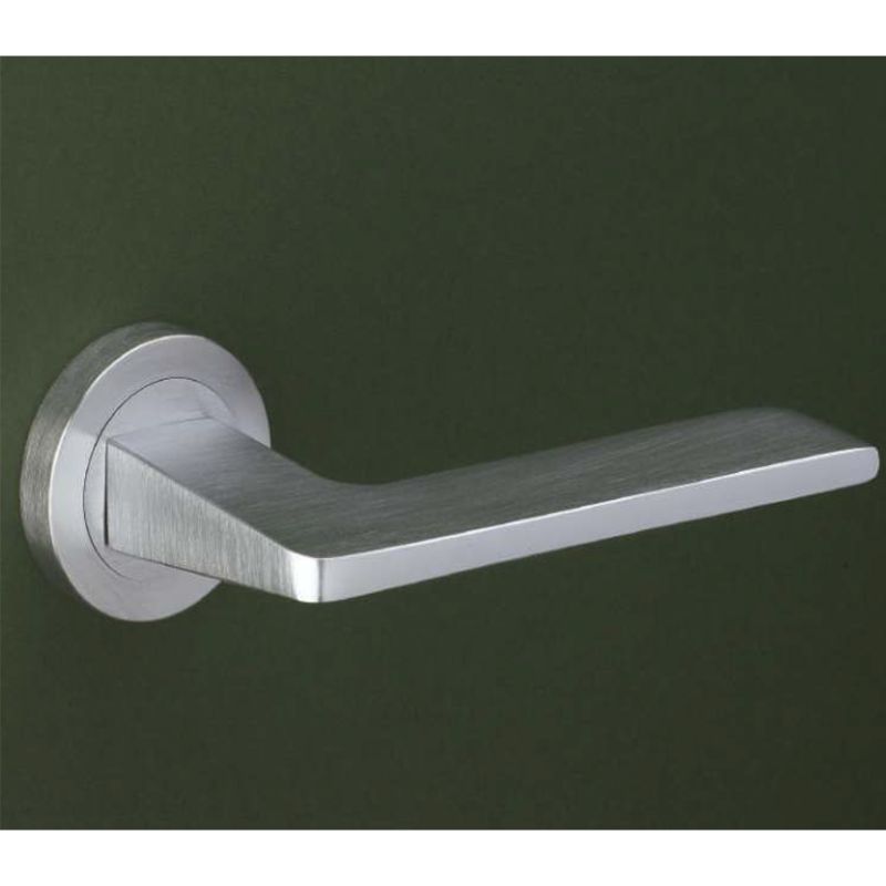 Tay nắm Hafele 901.99.553 cửa phòng 4 Thực tế Tay nắm Hafele 901.99.553